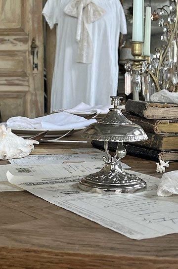 パティントン テーブル・ベル 【SILVER PLATE】 Amazon.com: Exquisite silver plate Dinner Bell table