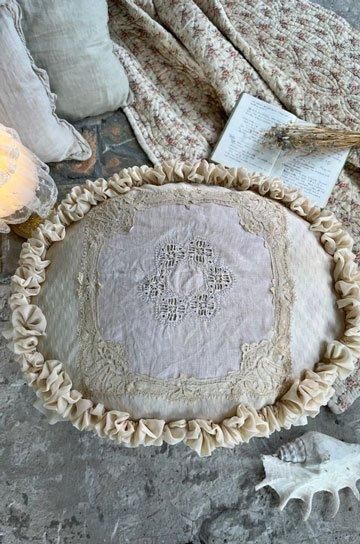 ルイ16世ボビンレースクッション付きスツール【パディントン