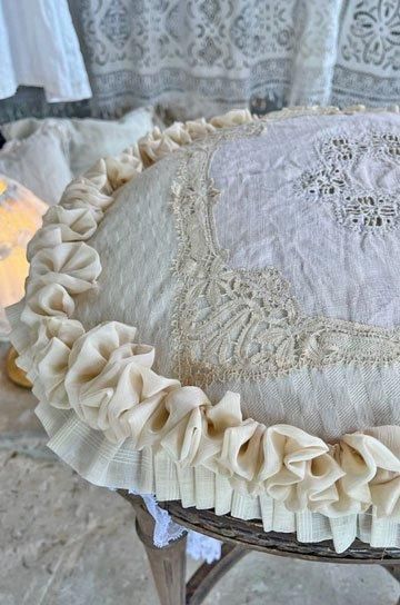 オピちゃんのピンクッション　アンティークレース 人気作家さまハンドメイド アンティークレース ピンクッション③