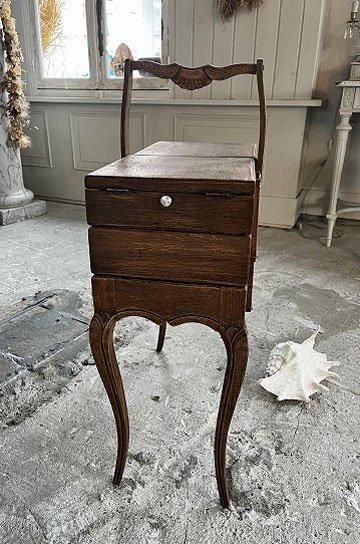 フレンチアンティーク家具