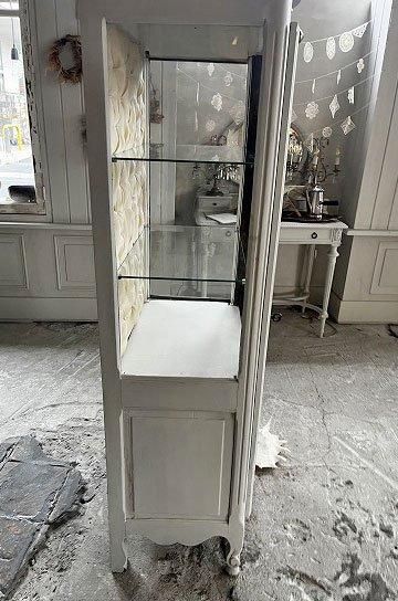 ムーミンパパ 様　飾り棚　キャビネット　PARIS　ガラスケース　ブロカント 三面ガラスキャビネット【パディントン】｜アンティーク家具