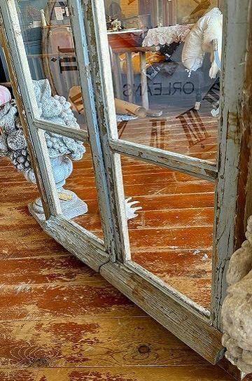 グレモン錠 アンティークウィンドウ 二枚扉 木製 ガラス入り グレモン錠 アンティークウィンドウ 二枚扉 木製 ガラス入り