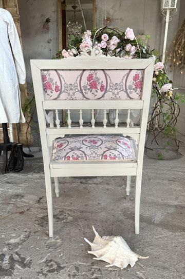 ピンクのボタン留めアームチェア フリンジ付き／② AKRacing公式直販ストア / PINON シリーズ