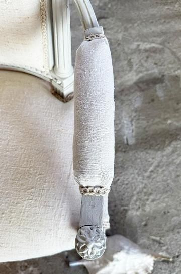 MOBILIA モビリア ルイ16世様式 アームチェア エグゼクティブチェア ルイ16世様式 フレンチアームチェア 6472_02_03 | すべての商品