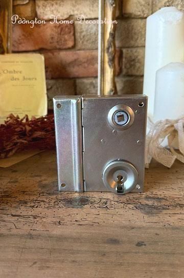 フランス製鍵付き外付けラッチ