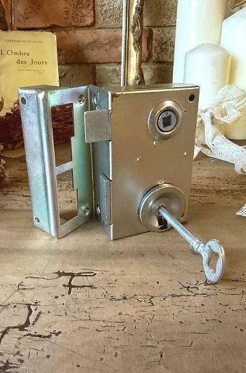 アンティークドア金具