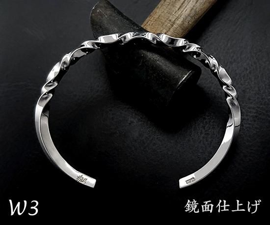 Hizm/7つ波形のゆらぎバングルS /W3-7/シルバー950/13~19cm - シルバーアクセサリーの通販|Hizm-エイチイズム-公式オンラインショップ