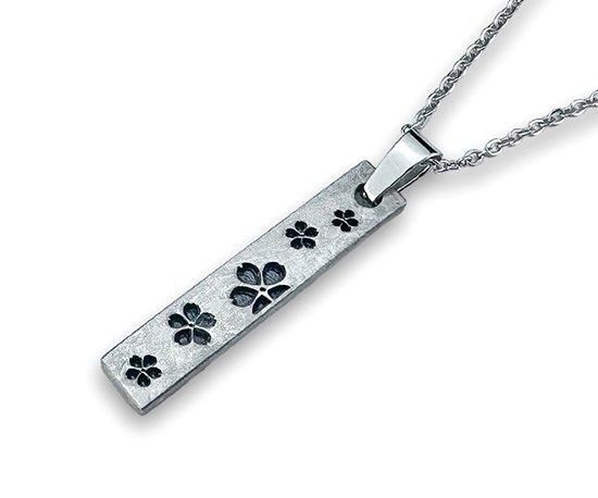 一点のみ】Hizm/SK accessory/札形ペンダントトップS 灰銀黒桜ウルトラマット/チタン合金製 - シルバーアクセサリー の通販|Hizm-エイチイズム-公式オンラインショップ 一点のみ】Hizm/SK accessory/札形ペンダントトップS 灰銀黒桜ウルトラマット/チタン合金製 - シルバーアクセサリー の通販|Hizm-エイチイズム-公式オンラインショップ