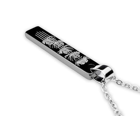 Hizm/SK accessory/札形ﾍﾟﾝﾀﾞﾝﾄS 燦然彼岸花 黒銀ピアノブラック