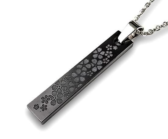 Hizm/SK accessory/墨夜桜華ペンダント【夜桜】/マットブラック