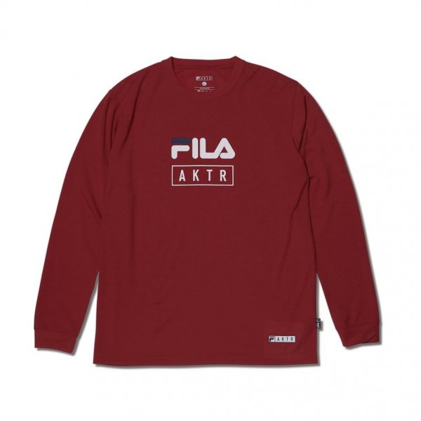 <img class='new_mark_img1' src='https://img.shop-pro.jp/img/new/icons20.gif' style='border:none;display:inline;margin:0px;padding:0px;width:auto;' />xFILA LOGO L/S SPORTS TEE RED