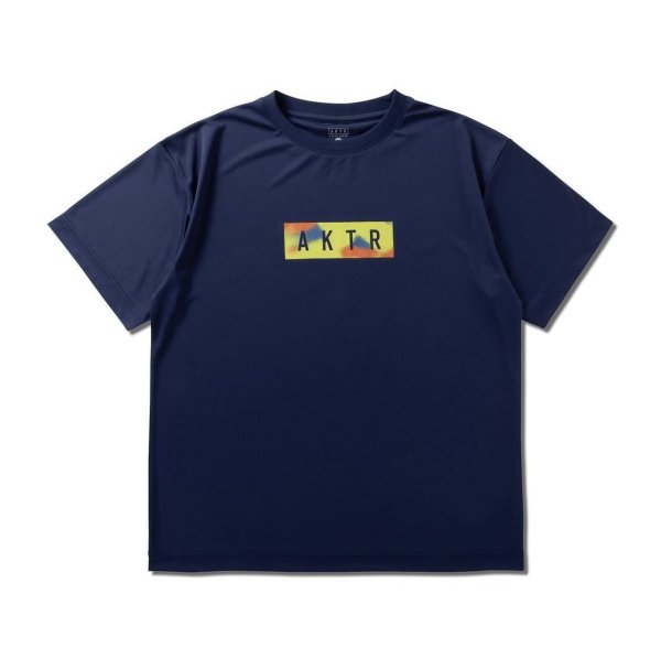 <img class='new_mark_img1' src='https://img.shop-pro.jp/img/new/icons15.gif' style='border:none;display:inline;margin:0px;padding:0px;width:auto;' />SCRIBBLE BOX LOGO SPORTS TEE NV