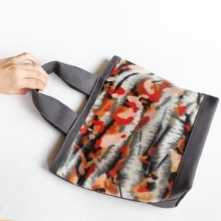 【新品未使用】ブランド：LOTTA　銘仙(絹)使用　トートバッグ LOTTA