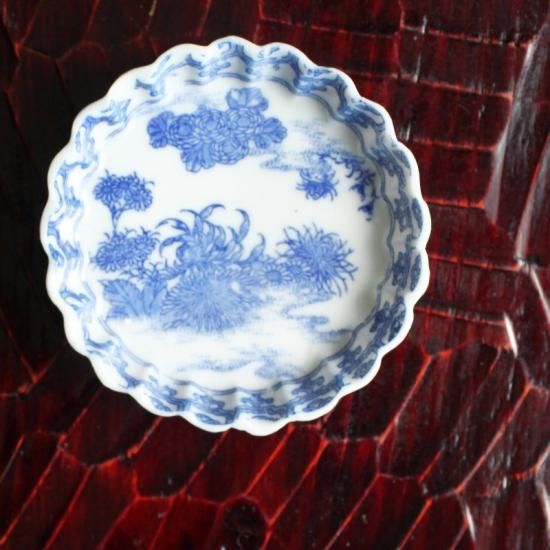 小泉淳作　太刀洗窯　染付　花文　印盒　盒子　肉池　共箱　V　R4130 小泉淳作 太刀洗窯 染付 花文 印盒 盒子 肉池 共箱 V R4130