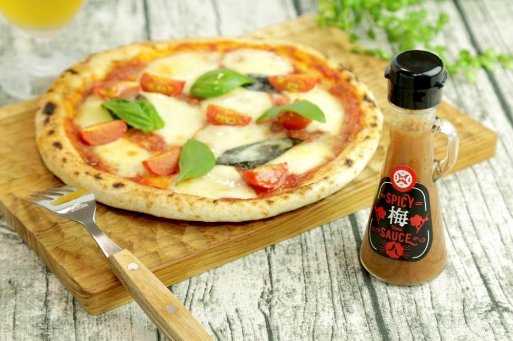 梅干屋がつくった新感覚辛味調味料！ SPICYSAUCE2本セット（梅・しそ