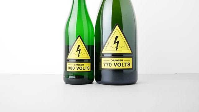 4300] DANGER 380 VOLTS 2022 MILAN NESTAREC / デンジャー 380