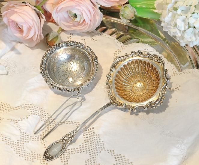 仏アンティーク銀器【純銀】Box入り ティーストレーナー Puiforcat