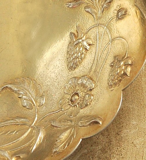フランスアンティーク銀器【純銀950(95%)】サービングスプーン　立体ベリー装飾