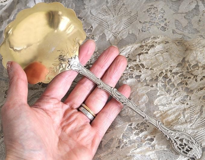 フランスアンティーク銀器【純銀950(95%)】美彫りサービング フランスアンティーク銀器【純銀950(95%)】美彫りサービング