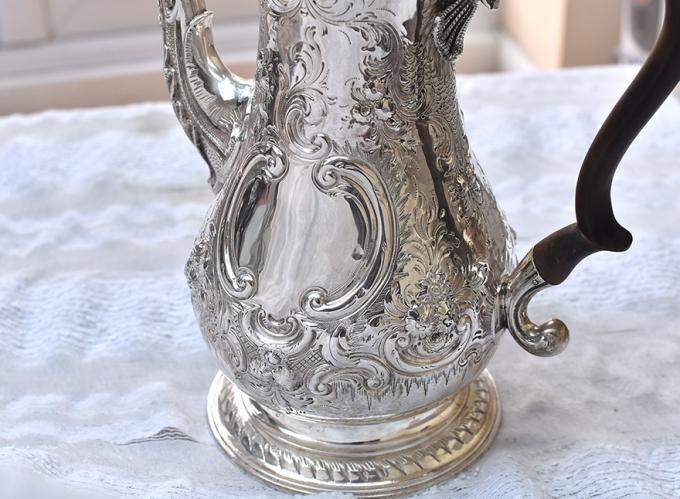 【希少 英国アンティークジョセフ・グロスター 純銀 ティー＆コーヒー4点 金張り 1907年 英国アンティーク 純銀製 シガーケース 細密浮彫装飾