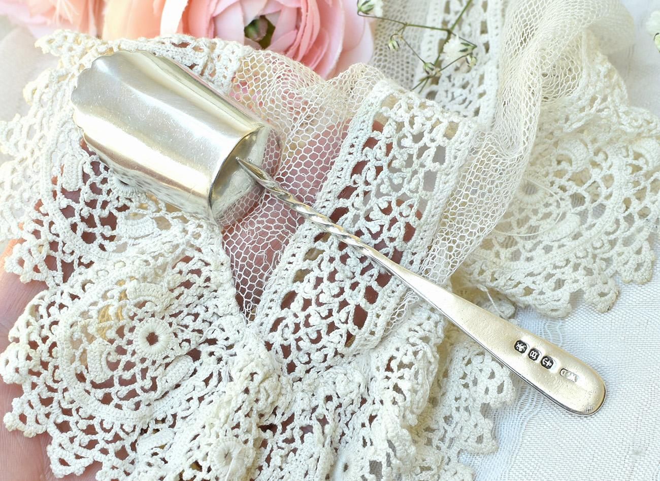 英国アンティーク【純銀】キャディースプーン William Devonport