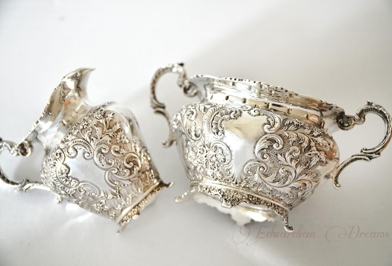 1897～1899年製「英国純銀 調味料入れ」四客 1897～1899年製「英国純銀 調味料入れ」四客