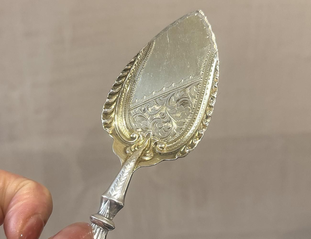 ヴィクトリアン期の銀器 - Edwardian Dreams Antiques/英国骨董銀器