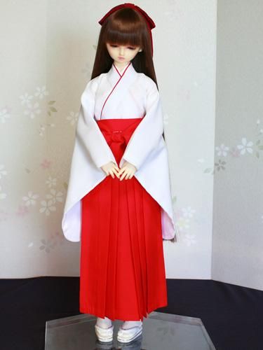くろねこ呉服店『1/6 ブライス アイシードール 着物』ローズ柄