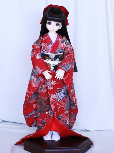 彩花 ドールのための着物と衣裳