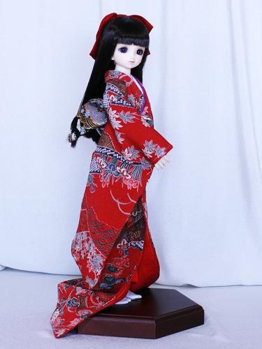 彩花 ドールのための着物と衣裳