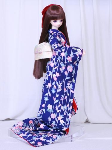 彩花 ドールのための着物と衣裳
