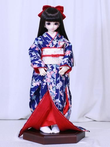 彩花 ドールのための着物と衣裳