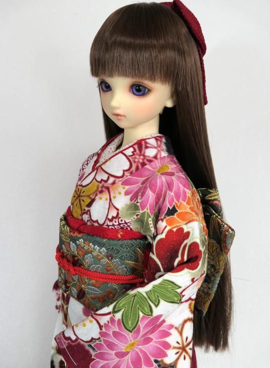 彩花 ドールのための着物と衣裳