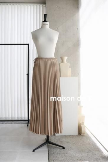 22-05 プリーツスカート（マキシ丈） - MAISON de R