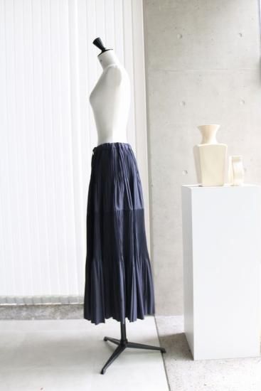 22-06 二段切り替えプリーツスカート - maison de R