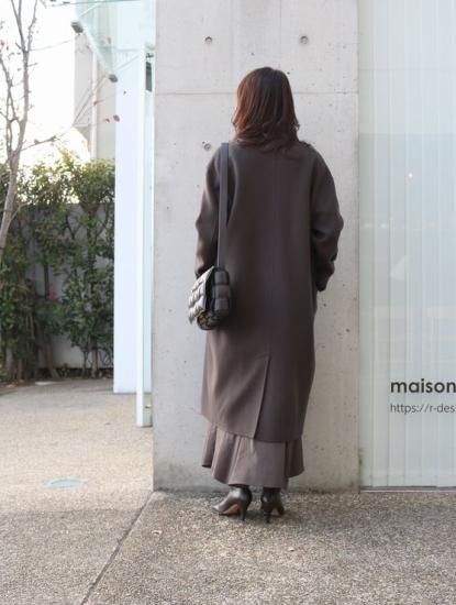 23-10受注リバー：ガウンコート - MAISON de R