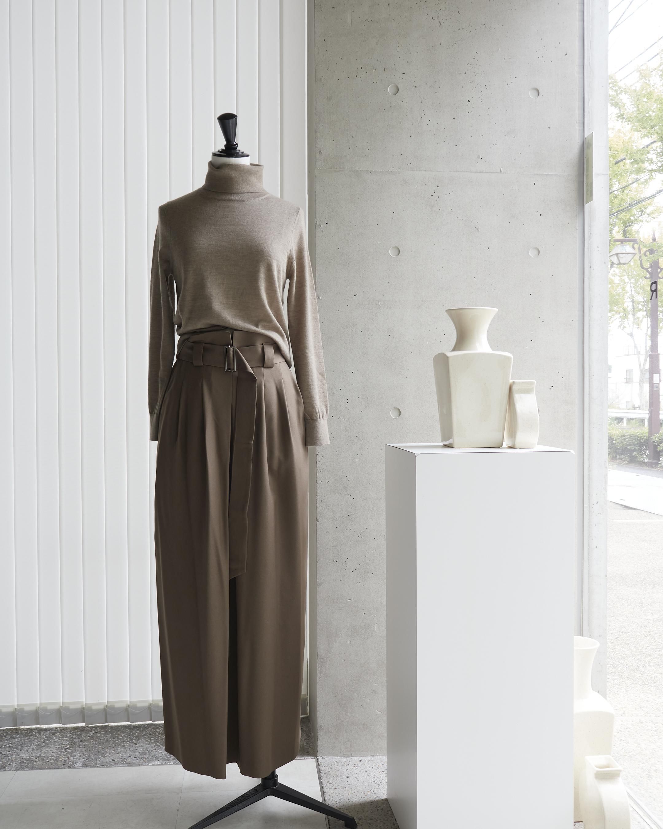 国内初の直営店 23-09ショルダータックスカート - R de MAISON スカート
