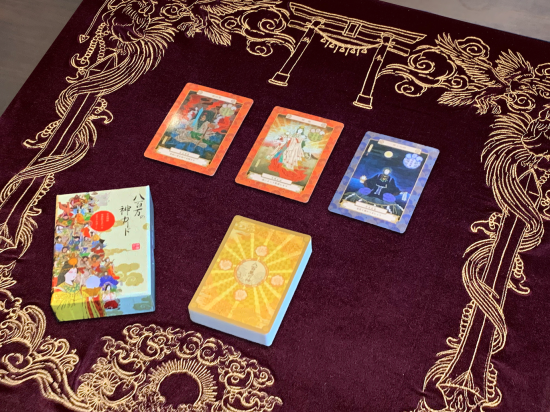 八百万の神カードオリジナルマット - 神道の心を伝える