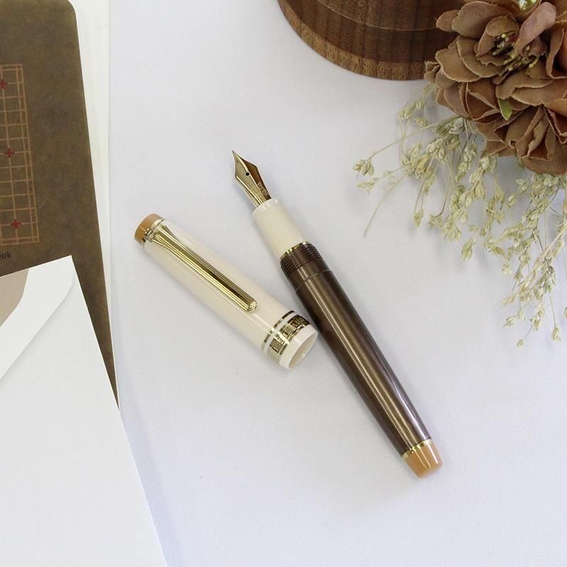 送料無料]石丸文行堂 長崎美景 第11弾万年筆 ツシマヤマネコブラウン