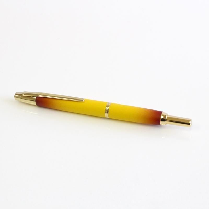 キャップレス　万年筆　カステラ　18k 字幅M 石丸文行堂限定　パイロット 限定】7/5発売 オリジナル「カステラキャップレス」誕生
