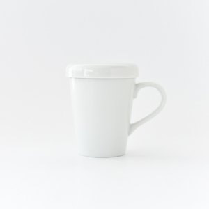 蓋つきマグカップ（無くなり次第終了）/白い食器 白磁 フタ付き シンプル