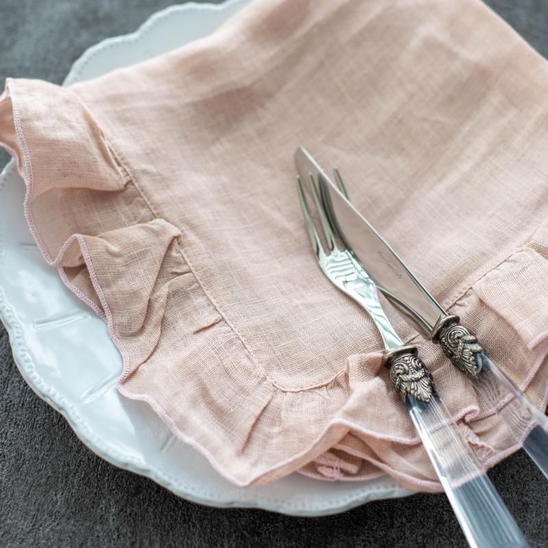ボルゴデレトヴァーリエ フリルナプキン リネン ピンク4枚セット