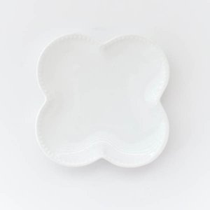 クローバープレートII/白磁 ポーセリンアート 真っ白い食器