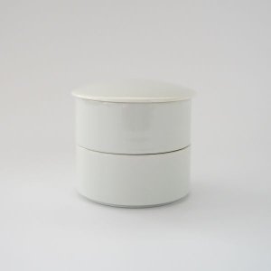 二段重/白磁 真っ白い食器 ポーセリンアート お正月 節句 重箱