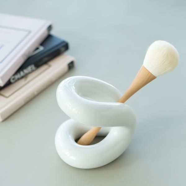 メイクブラシホルダー(ホワイト)/  収納 おしゃれ ペンたて メイク道具