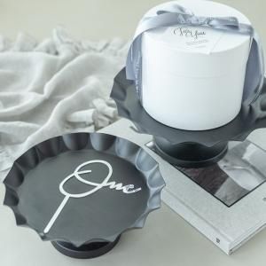 ブラックフリルケーキスタンド/ケーキ プレート アンティーク 花器 ベース 黒 おしゃれ 小物置き アクセサリートレイ キッチン リビング 玄関 クリスマス