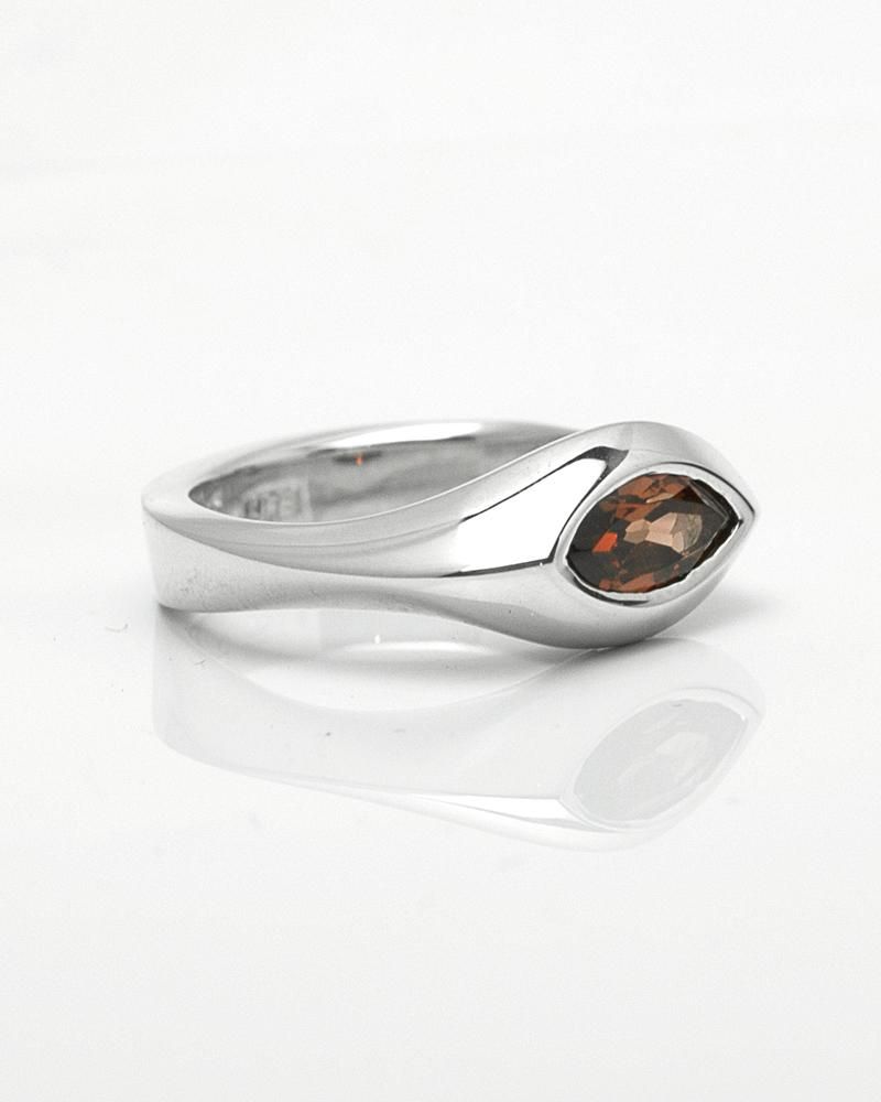 ガーネット オパールリング✧*。SILVER One-Off jewelry マーキスカットロードライトガーネット1点物