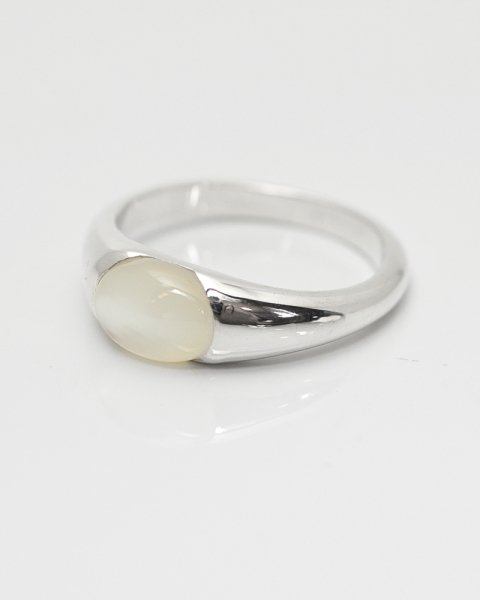 QUINTET achtel <br>White shell silver ring<br>