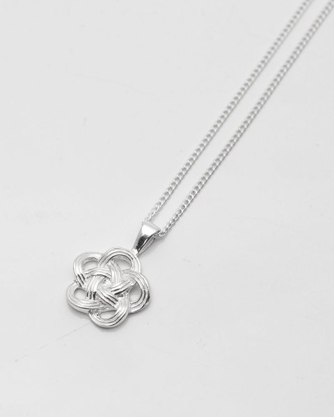  silver necklace<br>