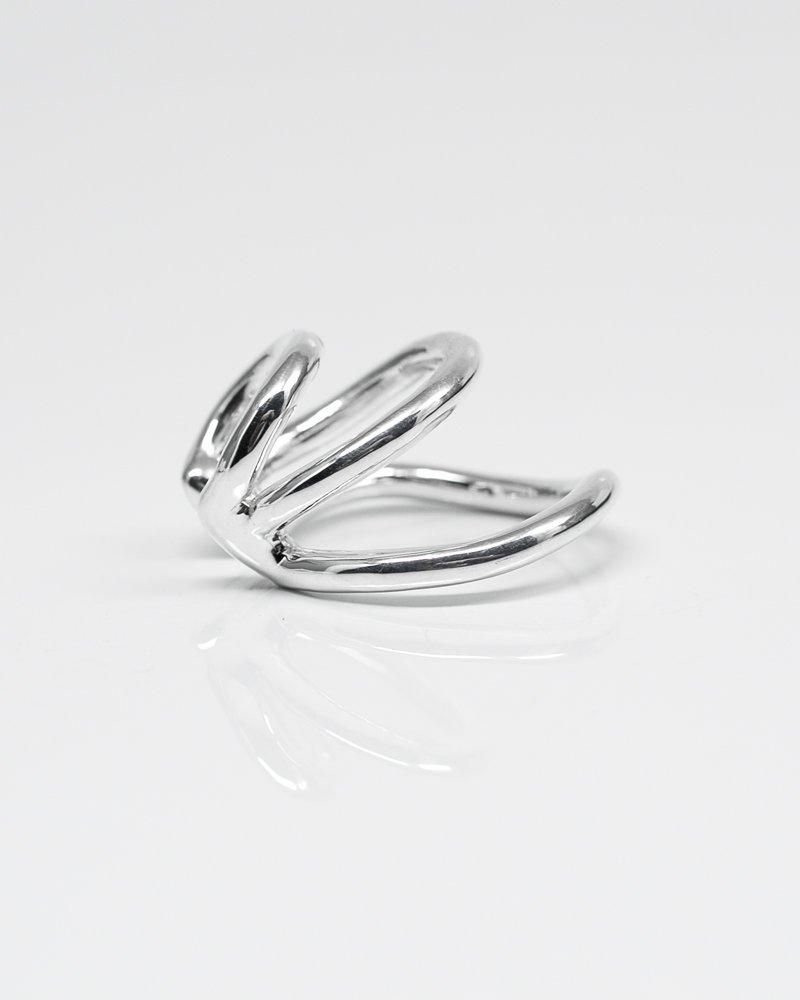 ANNE MANNS シルバー イヤーカフ ANNE MANNS シルバー イヤーカフ EAR CUFFS – ANNE MANNS Jewelry